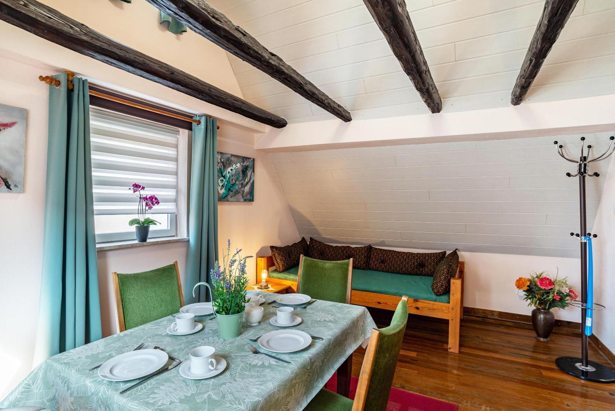 Ferienwohnung Blaues Haus Ubstadt-Weiher Exteriér fotografie