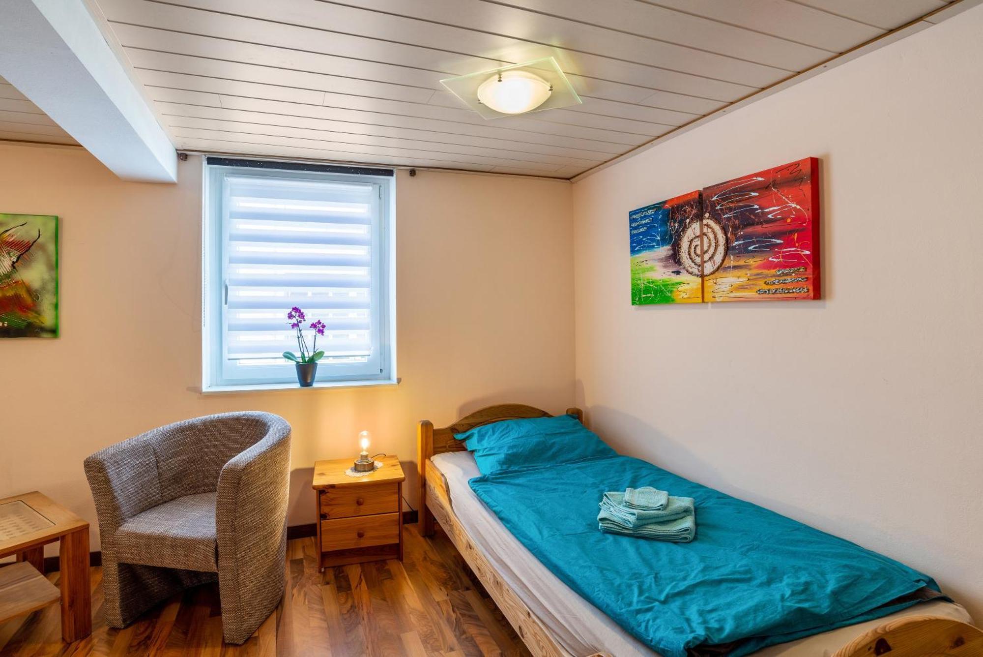 Ferienwohnung Blaues Haus Ubstadt-Weiher Exteriér fotografie