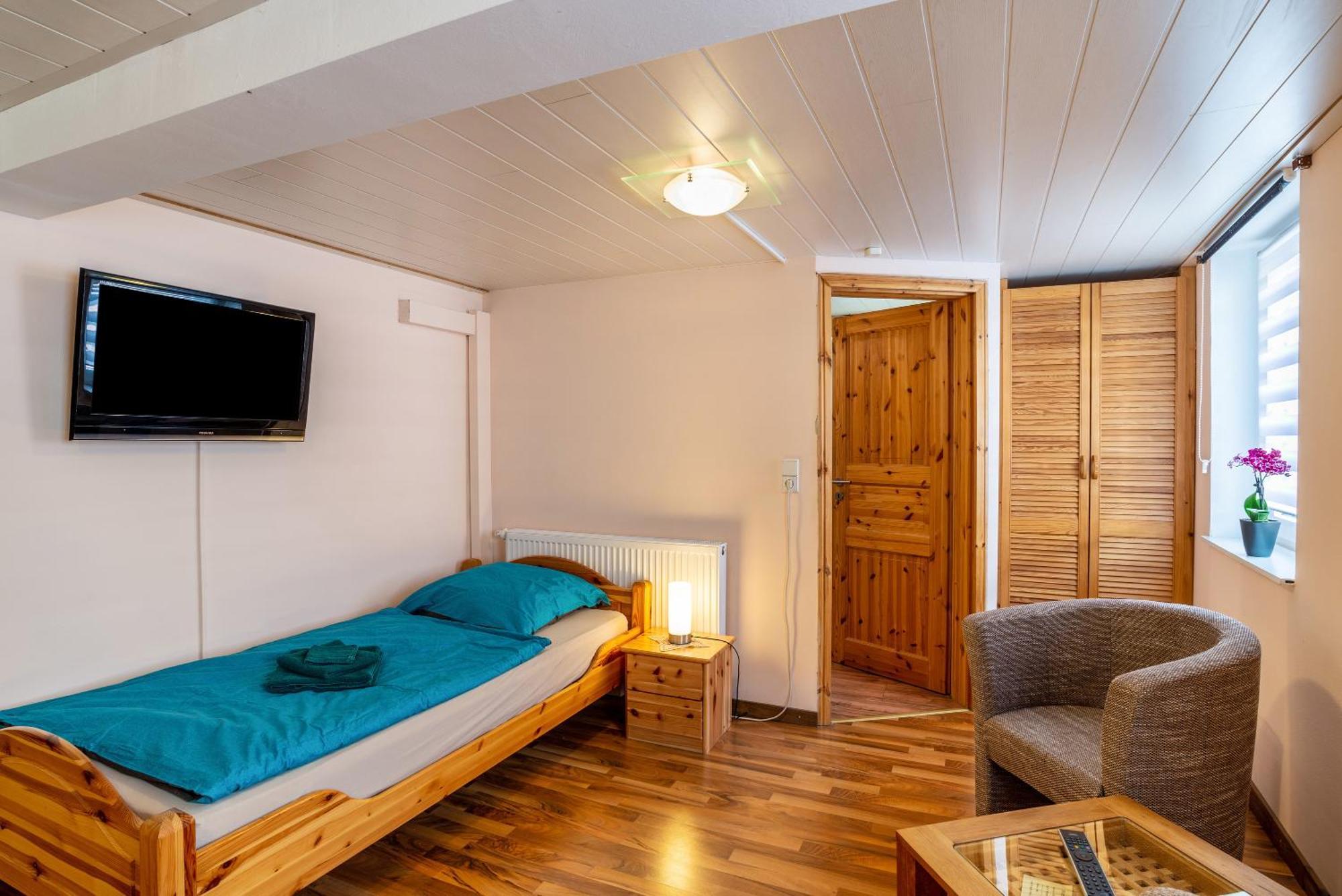 Ferienwohnung Blaues Haus Ubstadt-Weiher Exteriér fotografie